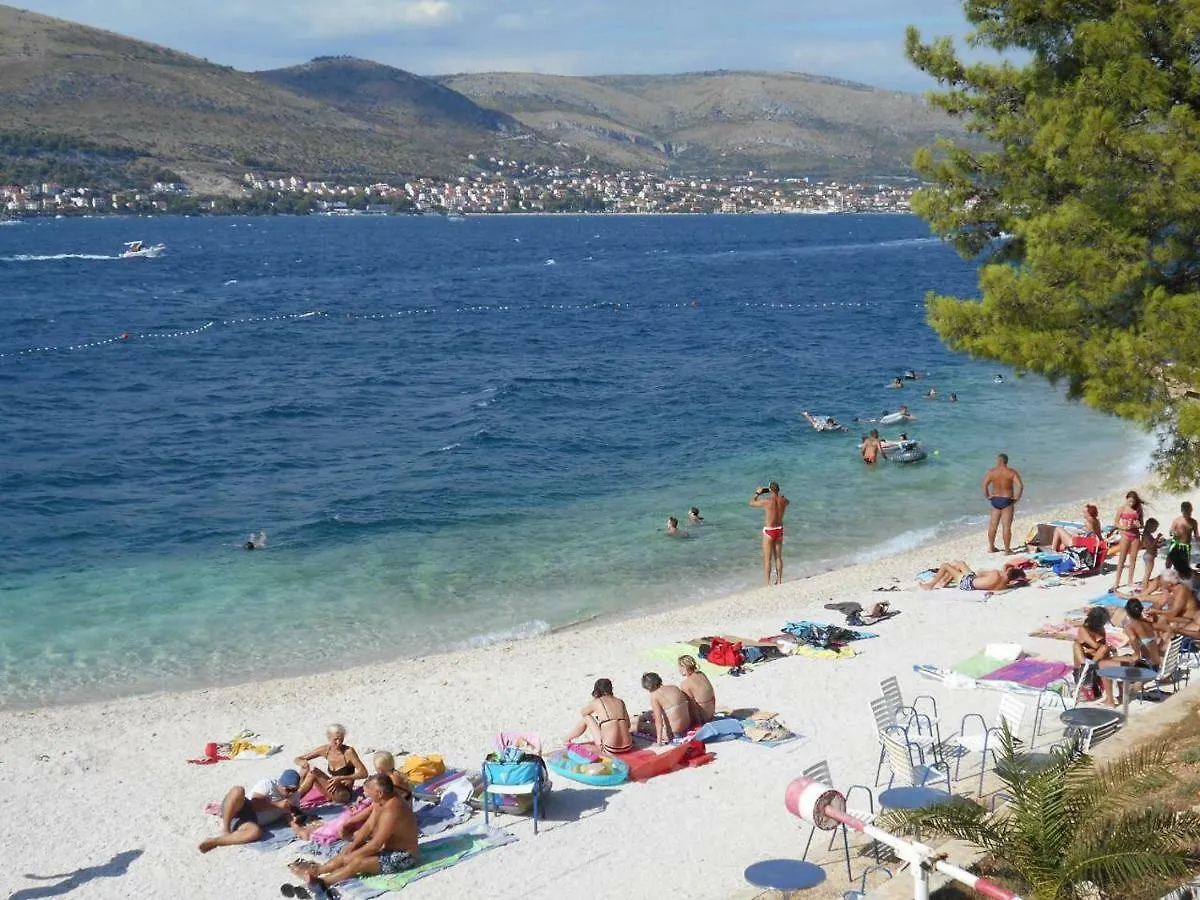 Apartman Mirjana With Terrace And Free Parking Donji Okrug  0*, Donji Okrug (Ciovo) Croatia