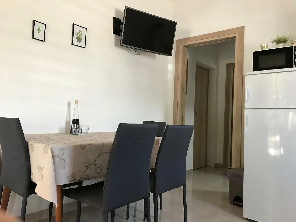 Apartman Mirjana With Terrace And Free Parking Donji Okrug